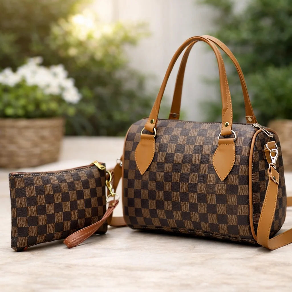 Bolso y Cosmetiquera LV