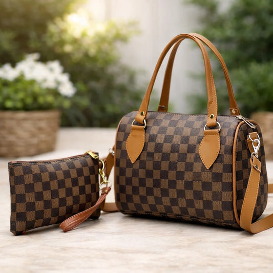 Bolso y Cosmetiquera LV